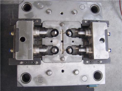 科翔模具告訴您，如何提高模具零配件加工質(zhì)量？