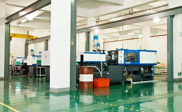 注塑模具成型制品，如果表面有裂紋該如何解決？